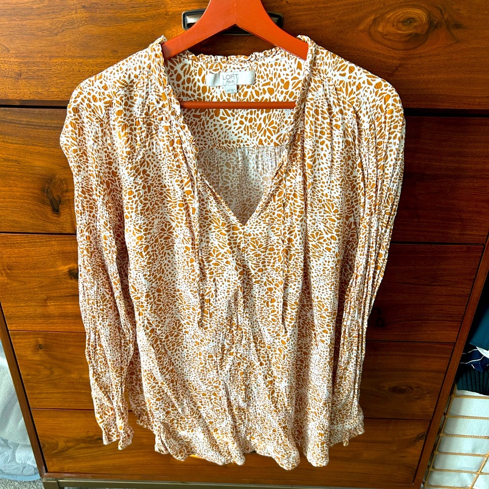 Loft Plus 20 long sleeve floral blouse yellow and white